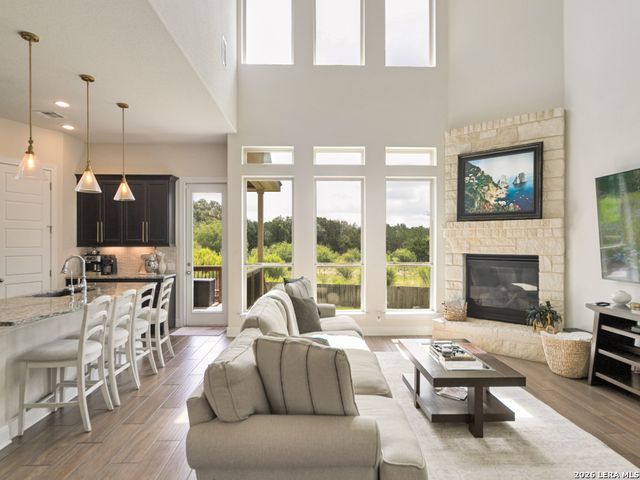 27606 FALLS CV, Boerne, TX 78015