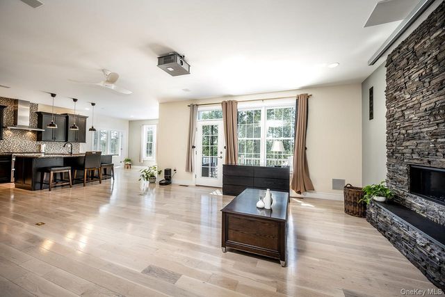 31 Stonehollow Drive, Brewster, NY 10509