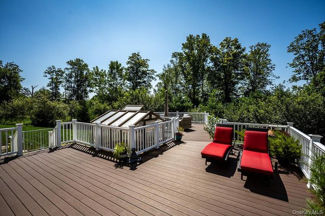 31 Stonehollow Drive, Brewster, NY 10509