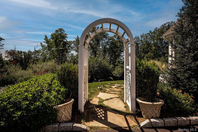 31 Stonehollow Drive, Brewster, NY 10509