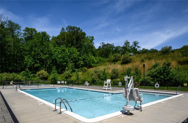 31 Stonehollow Drive, Brewster, NY 10509