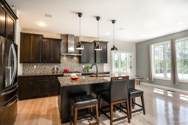 31 Stonehollow Drive, Brewster, NY 10509