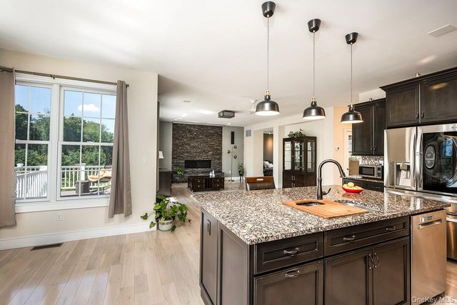 31 Stonehollow Drive, Brewster, NY 10509