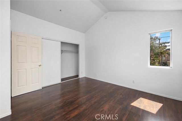 7527 Tampa Avenue 1, Reseda (los Angeles), CA 91335