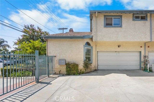 7527 Tampa Avenue 1, Reseda (los Angeles), CA 91335