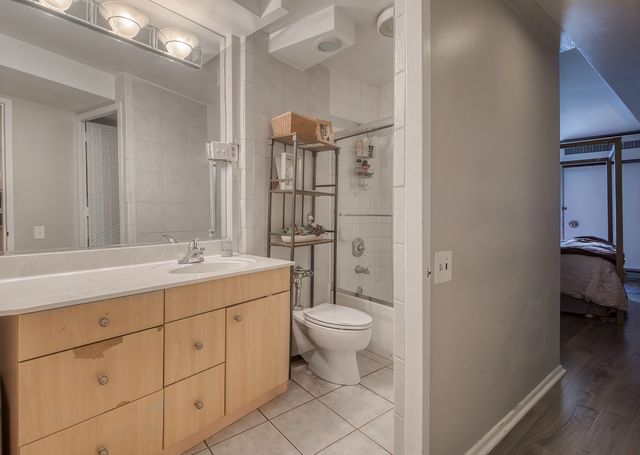 300 N State Street 2535, Chicago, IL 60654