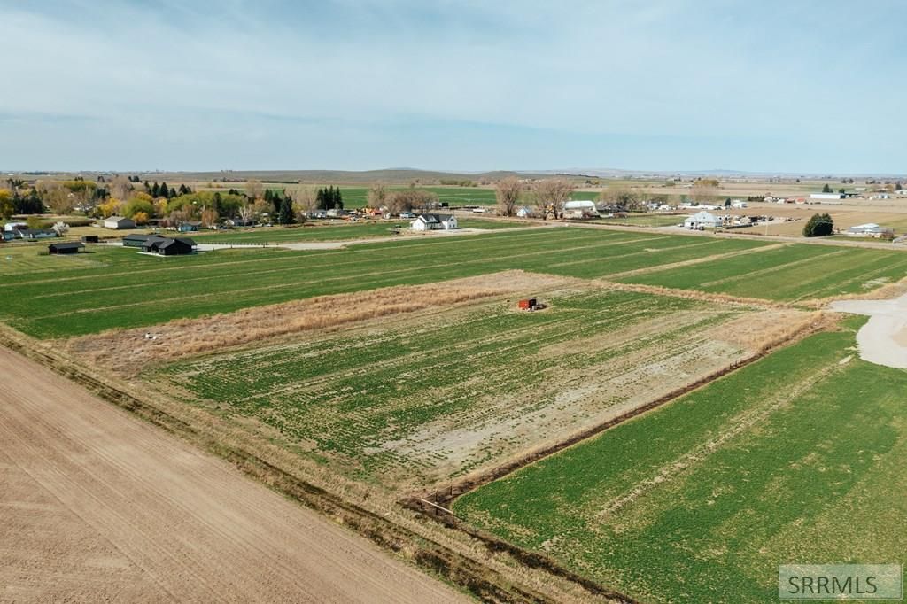 Image 4 of property listing at Lot 3 Country Lane, Lewisville, ID 83431