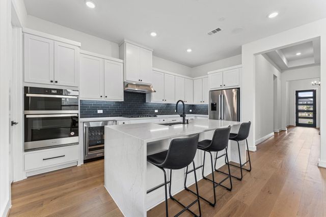 7327 Trail Ridge Drive, Fulshear, TX 77441