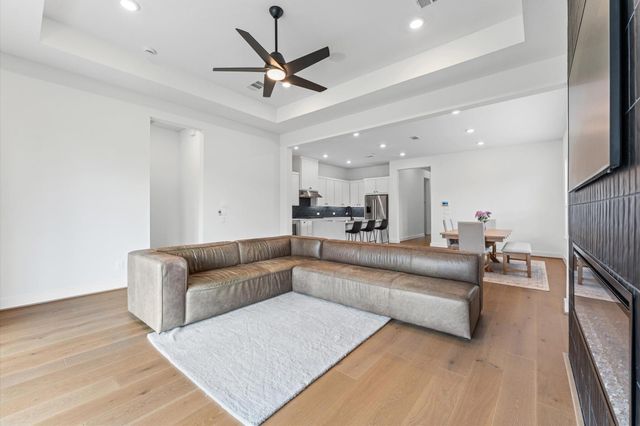 7327 Trail Ridge Drive, Fulshear, TX 77441