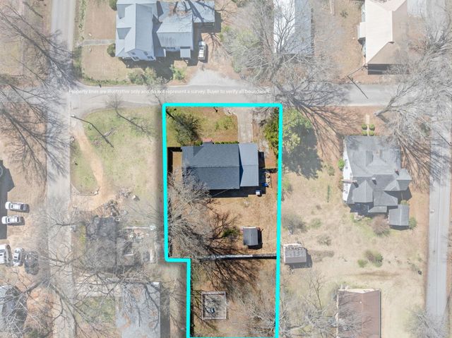 102 W 5TH STREET ST, Iuka, MS 38852