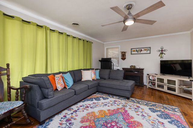 102 W 5TH STREET ST, Iuka, MS 38852