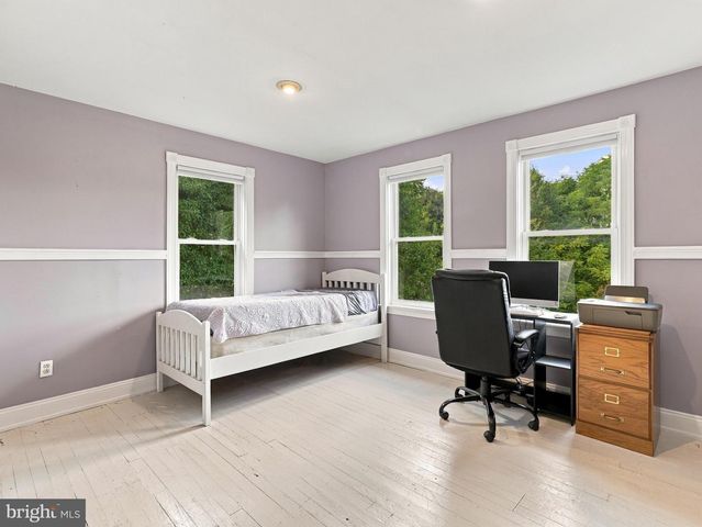 17673 SABILLASVILLE RD, Sabillasville, MD 21780