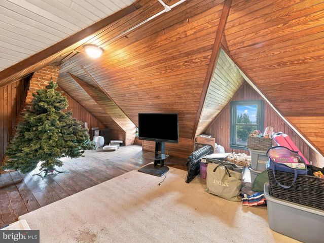 17673 SABILLASVILLE RD, Sabillasville, MD 21780