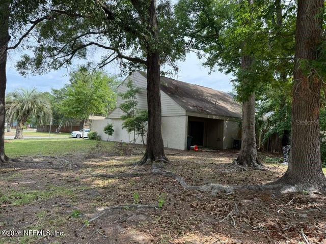 8565 WINDYPINE Lane, Jacksonville, FL 32244