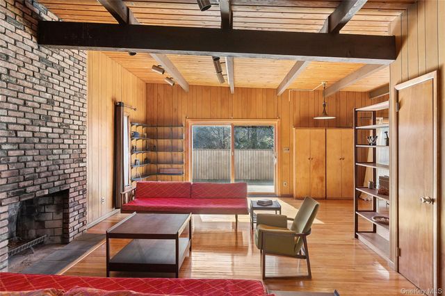 41 Deerfield Lane, Amagansett, NY 11930