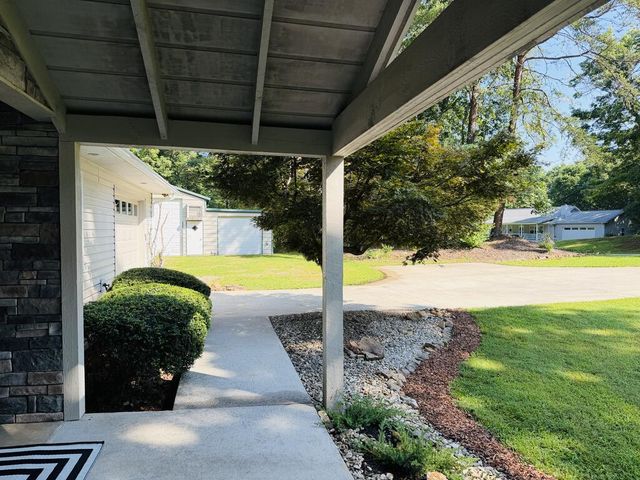 1533 John Smith Road E, Blairsville, GA 30512