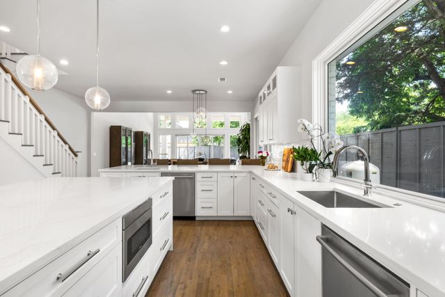 6243 Churchill Way, Dallas, TX 75230