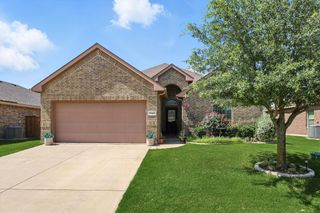 5129 Crystal Lake Avenue, Krum, TX 76249