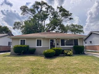 17132 Walter Street, Lansing, IL 60438