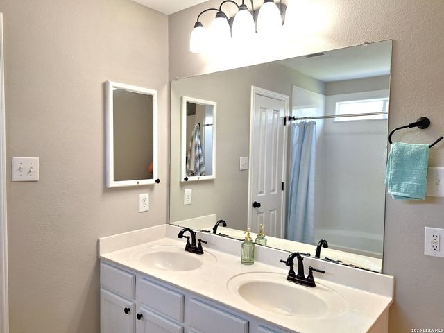 3588 TILDEN TRL, New Braunfels, TX 78132