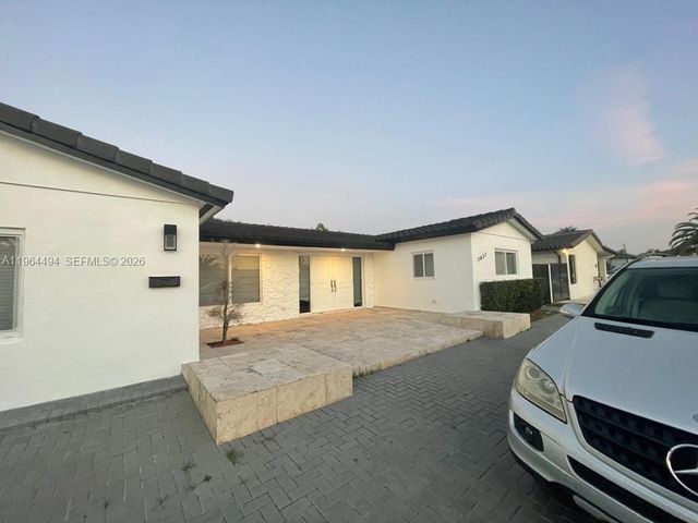 2837 SW 126th Ave, Miami, FL 33175