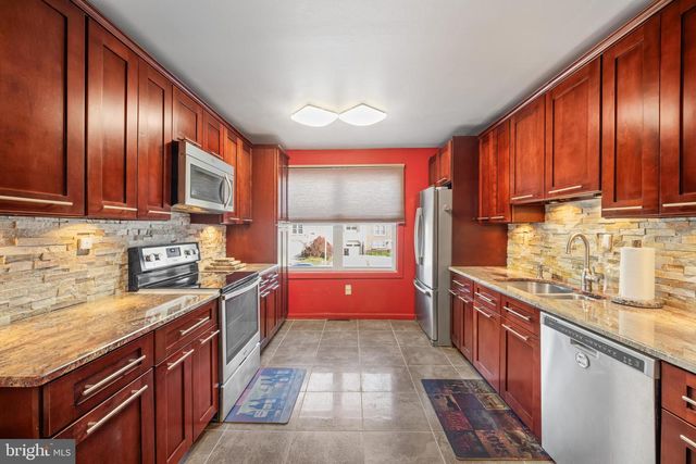 1429 BITTERSWEET DRIVE, Blackwood, NJ 08012