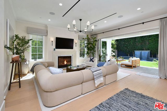 416 21st Place, Santa Monica, CA 90402