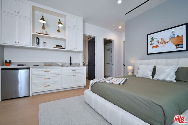 416 21st Place, Santa Monica, CA 90402