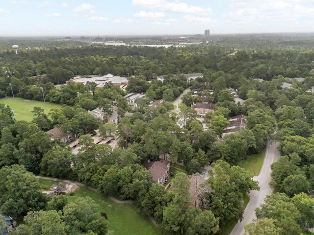 3500 Tangle Brush Drive 139, The Woodlands, TX 77381