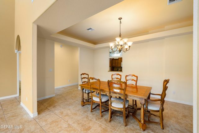 1536 VIA APPIA Street, El Paso, TX 79912