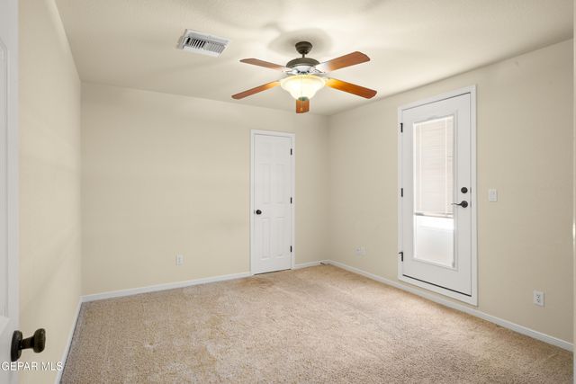 1536 VIA APPIA Street, El Paso, TX 79912