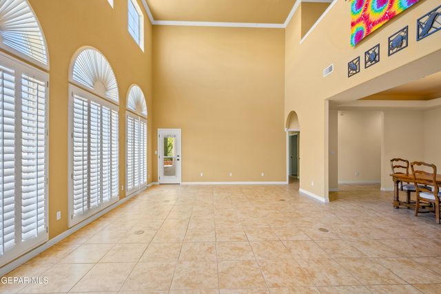 1536 VIA APPIA Street, El Paso, TX 79912