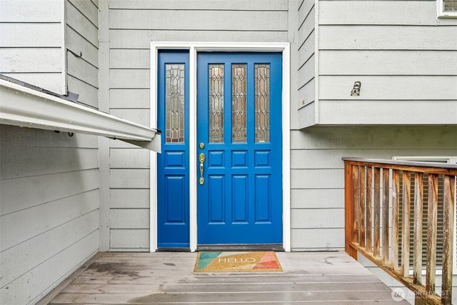 22904 41st Place W, Mountlake Terrace, WA 98043