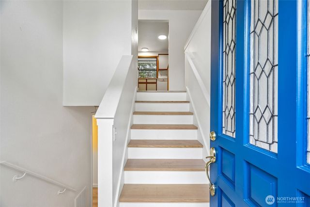 22904 41st Place W, Mountlake Terrace, WA 98043