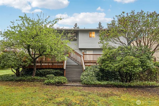 22904 41st Place W, Mountlake Terrace, WA 98043