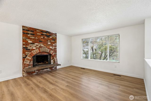 22904 41st Place W, Mountlake Terrace, WA 98043