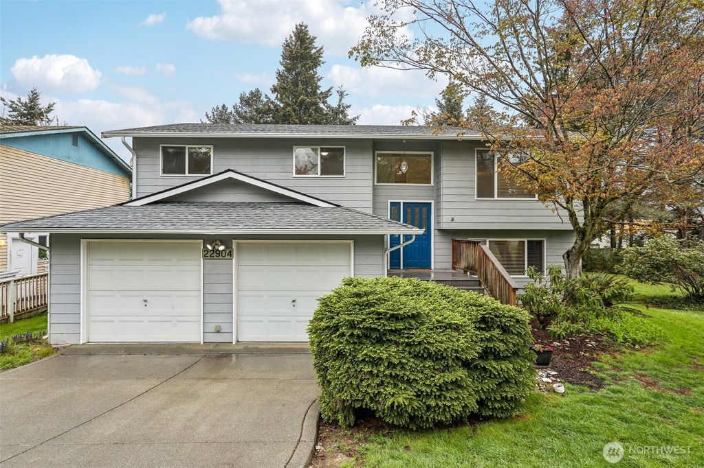 22904 41st Place W, Mountlake Terrace, WA 98043