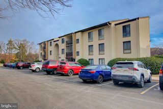 613 CENTER ST #T2, Herndon, VA 20170