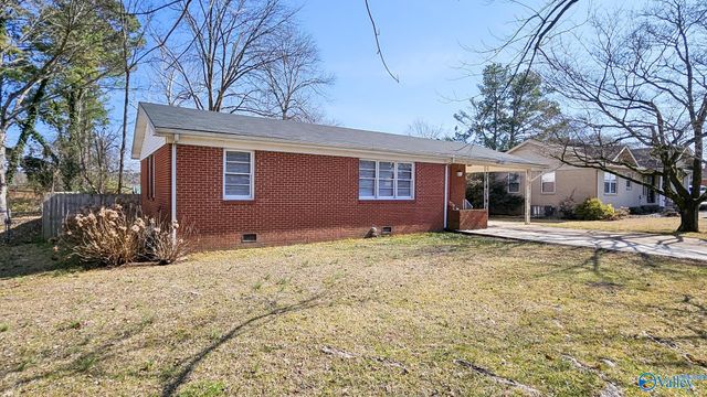 325 Crestview Street, Athens, AL 35611