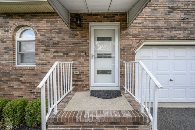 675 Raritan Rd 24, Clark Twp., NJ 07066