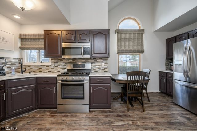 675 Raritan Rd 24, Clark Twp., NJ 07066