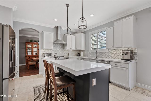 3569 E WYATT Way, Gilbert, AZ 85297