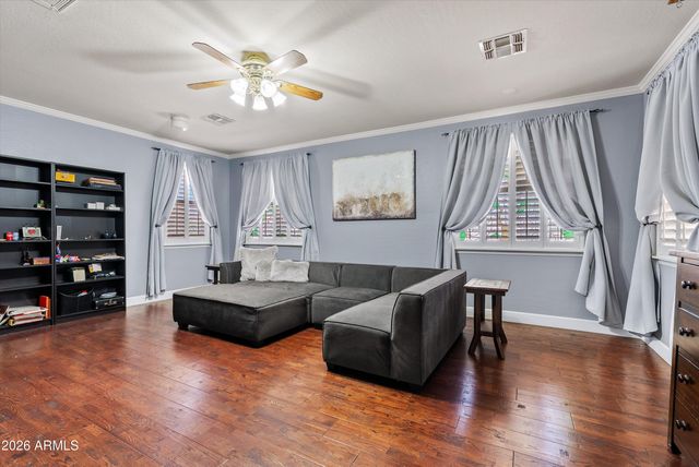 3569 E WYATT Way, Gilbert, AZ 85297