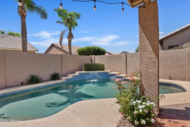 3569 E WYATT Way, Gilbert, AZ 85297