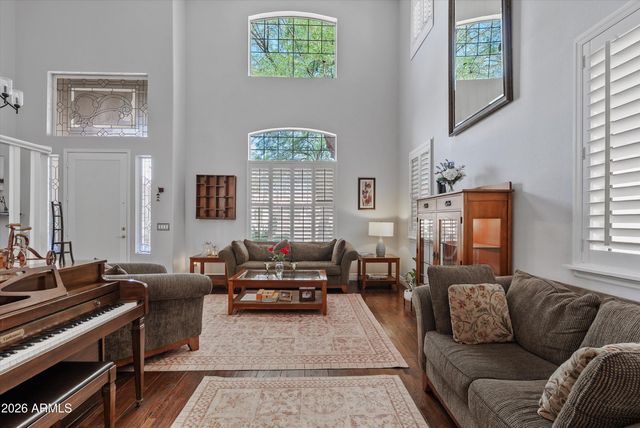 3569 E WYATT Way, Gilbert, AZ 85297