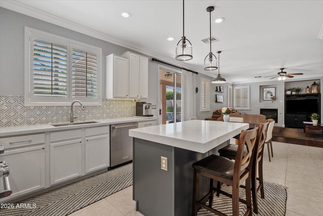 3569 E WYATT Way, Gilbert, AZ 85297