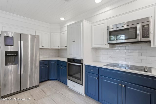 964 Meadow Heights Drive, Jackson, MS 39206