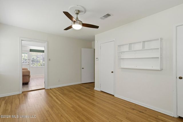 964 Meadow Heights Drive, Jackson, MS 39206