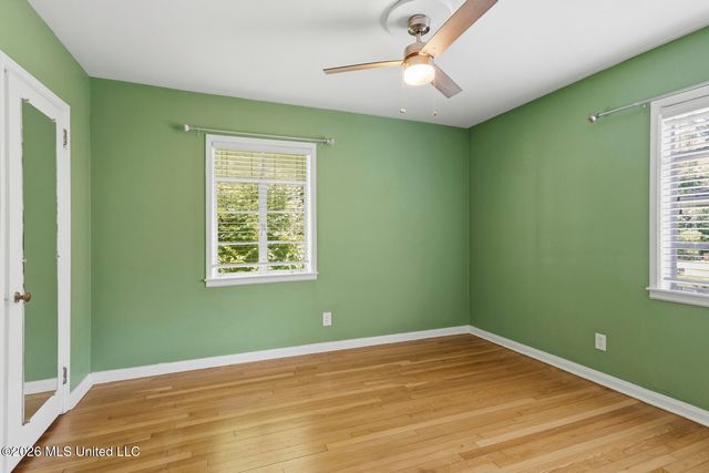 964 Meadow Heights Drive, Jackson, MS 39206