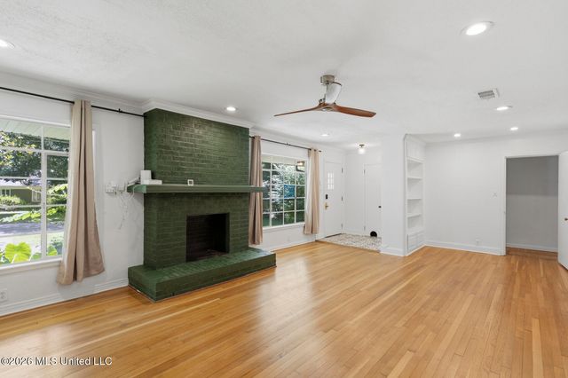 964 Meadow Heights Drive, Jackson, MS 39206